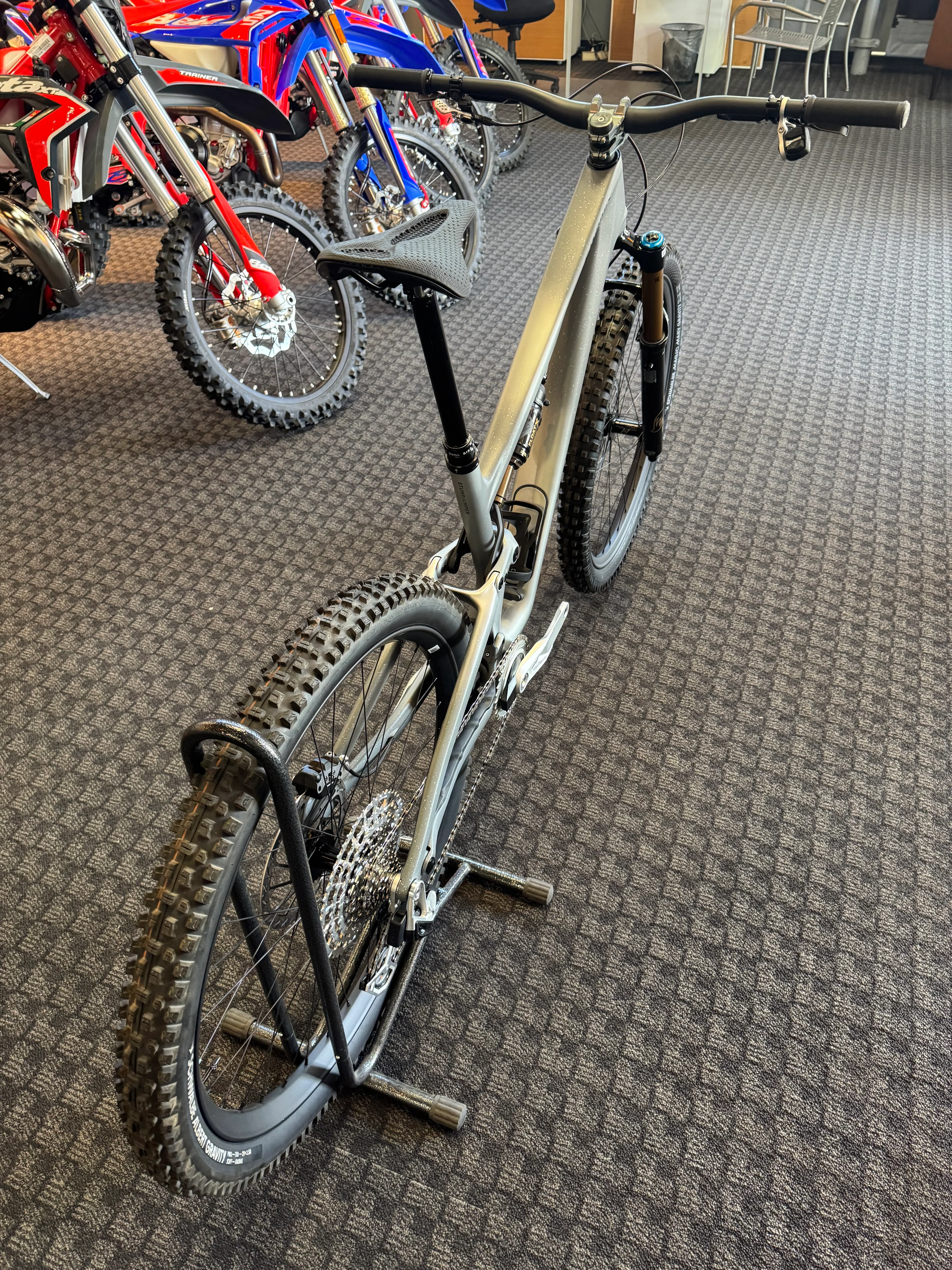 2026 S-Works Stumpjumper 15 EVO - Size S4 - Image 7