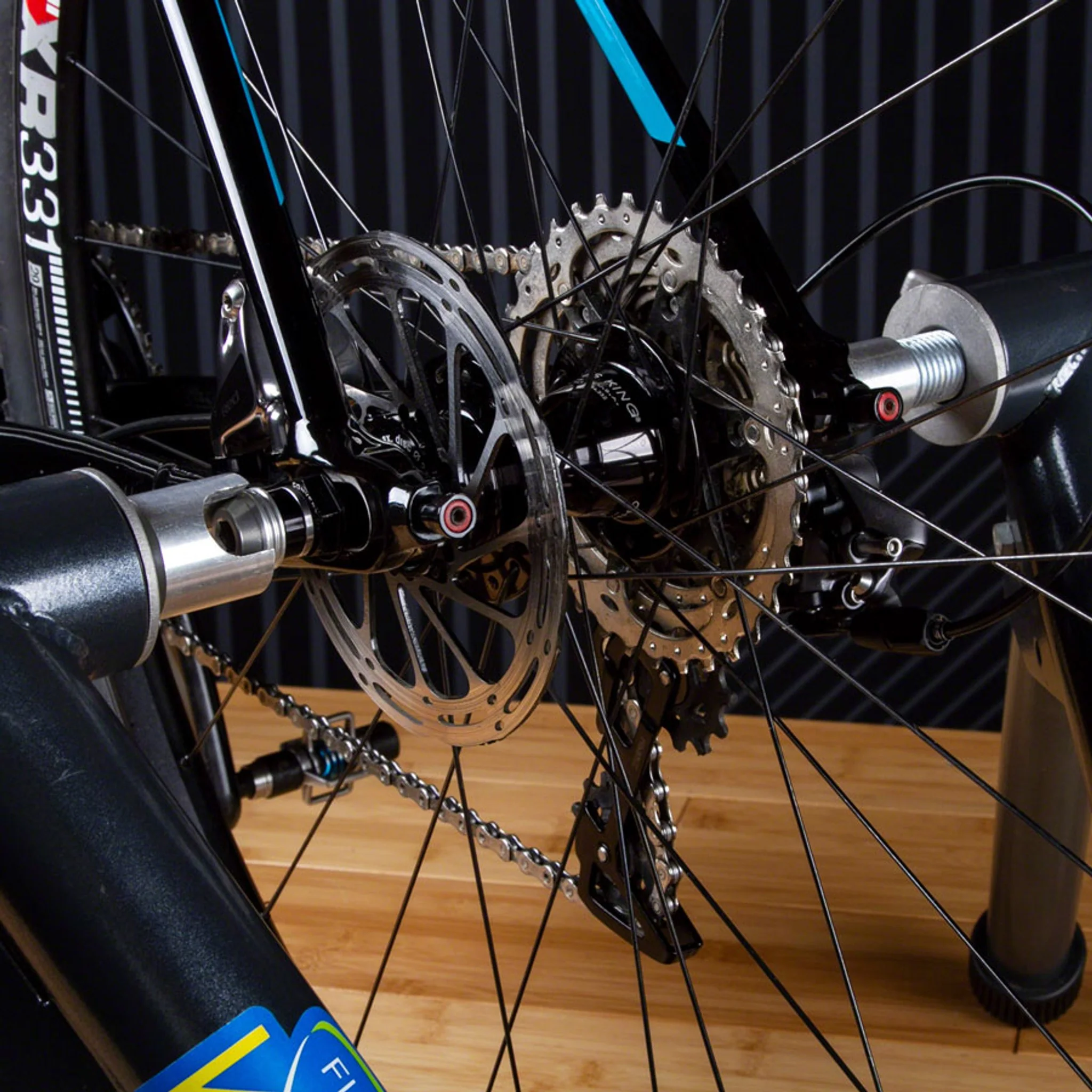 Axle Trainer Caps Silver - Image 3