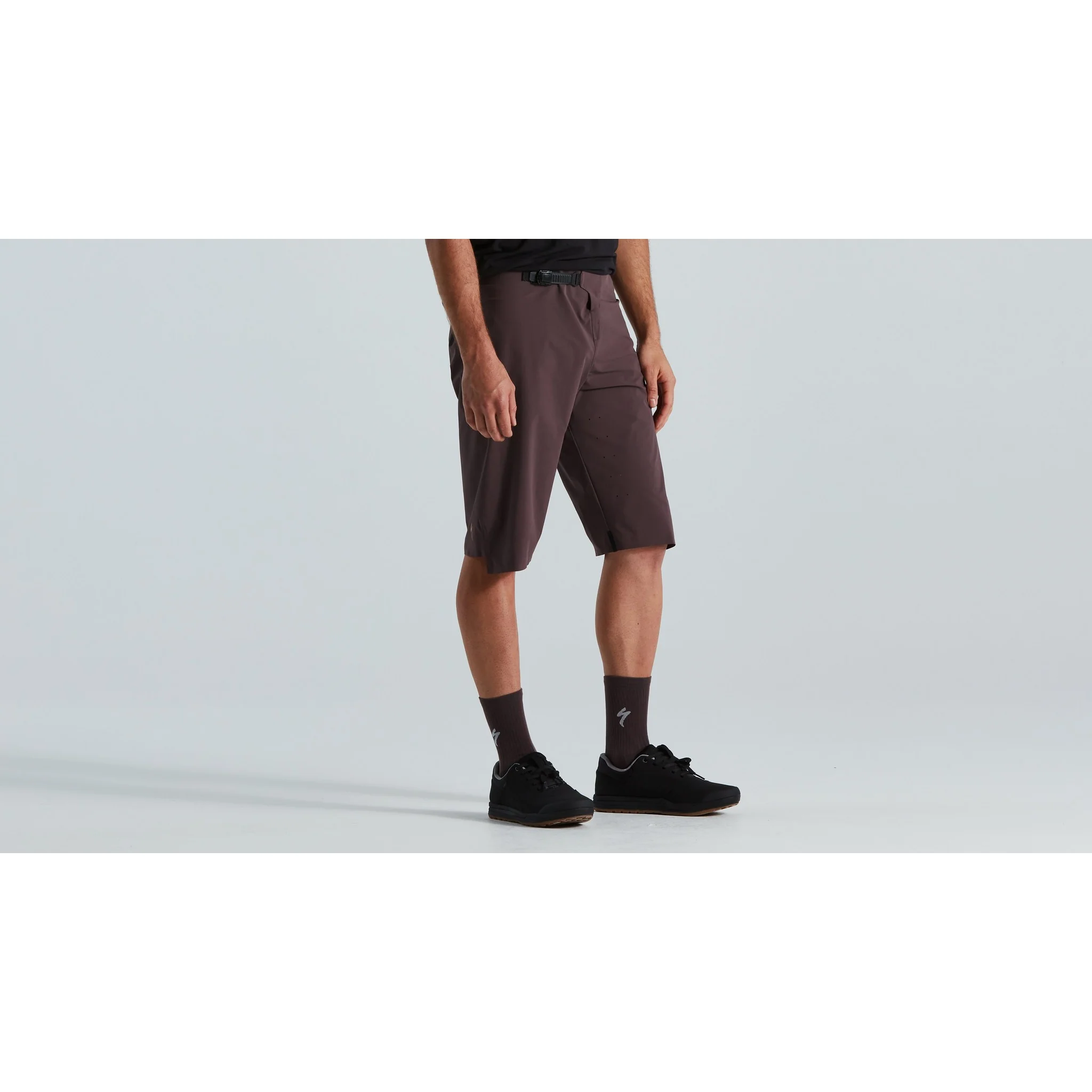 Men's Trail Air Shorts - Image 17