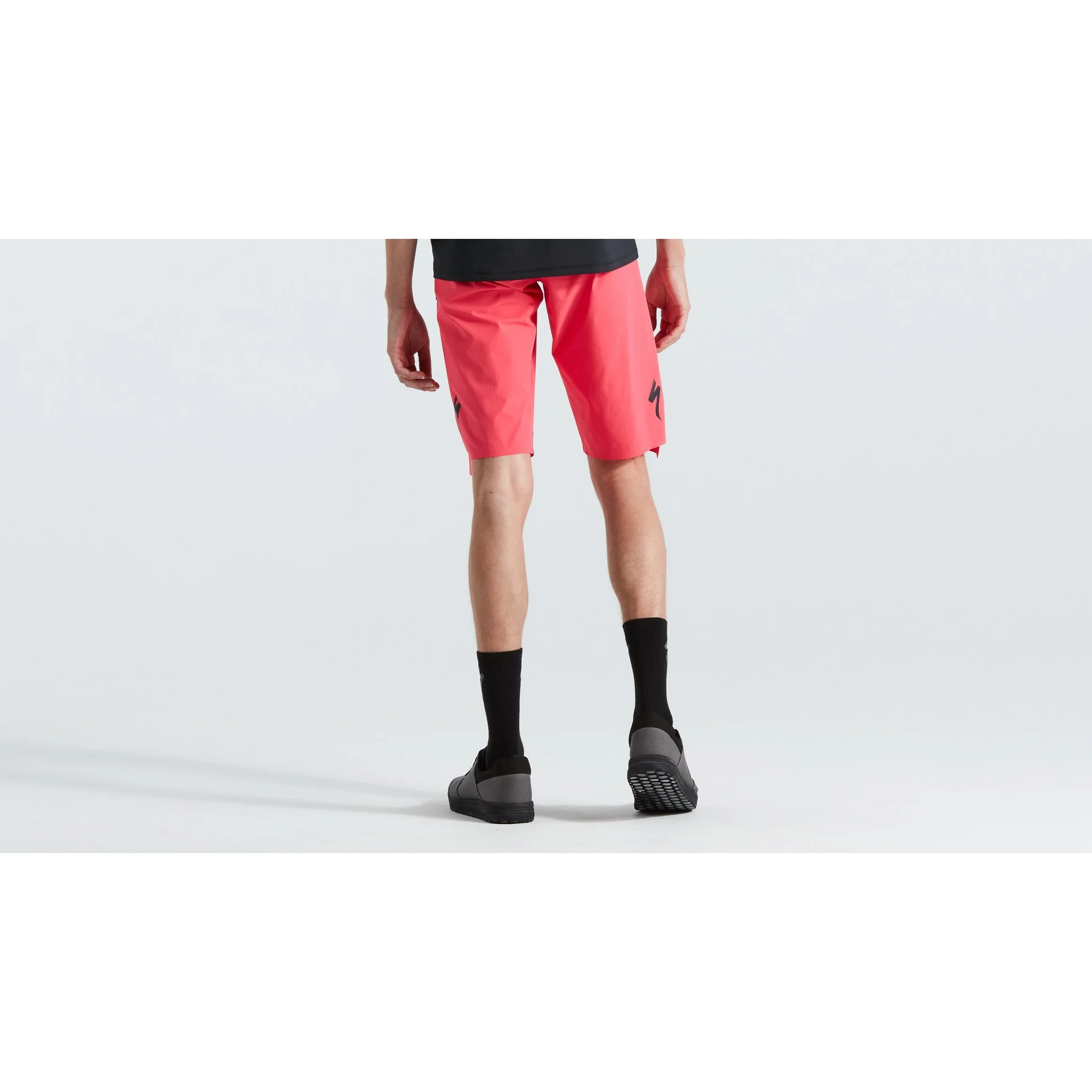 Men's Trail Air Shorts - Image 25