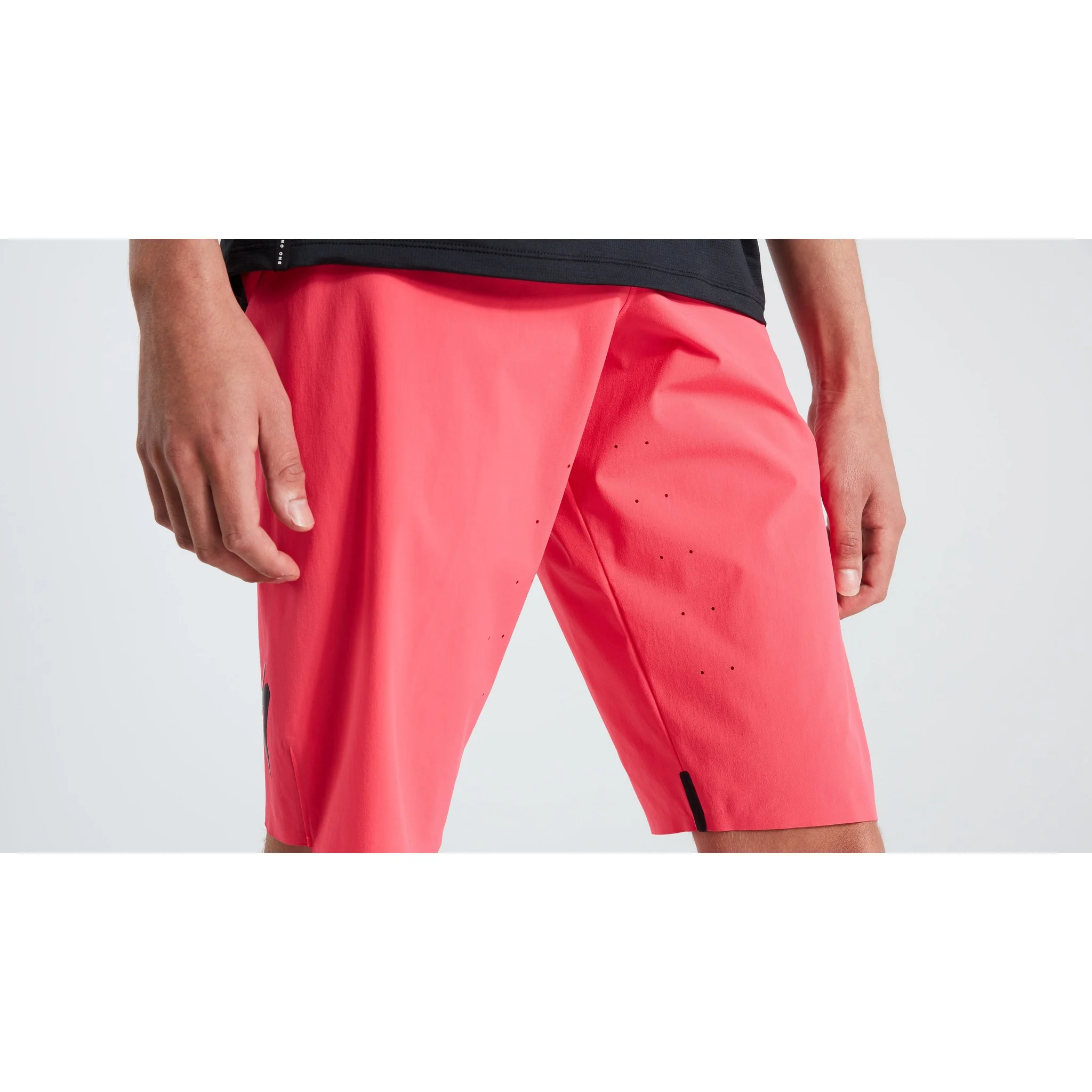Men's Trail Air Shorts - Image 27