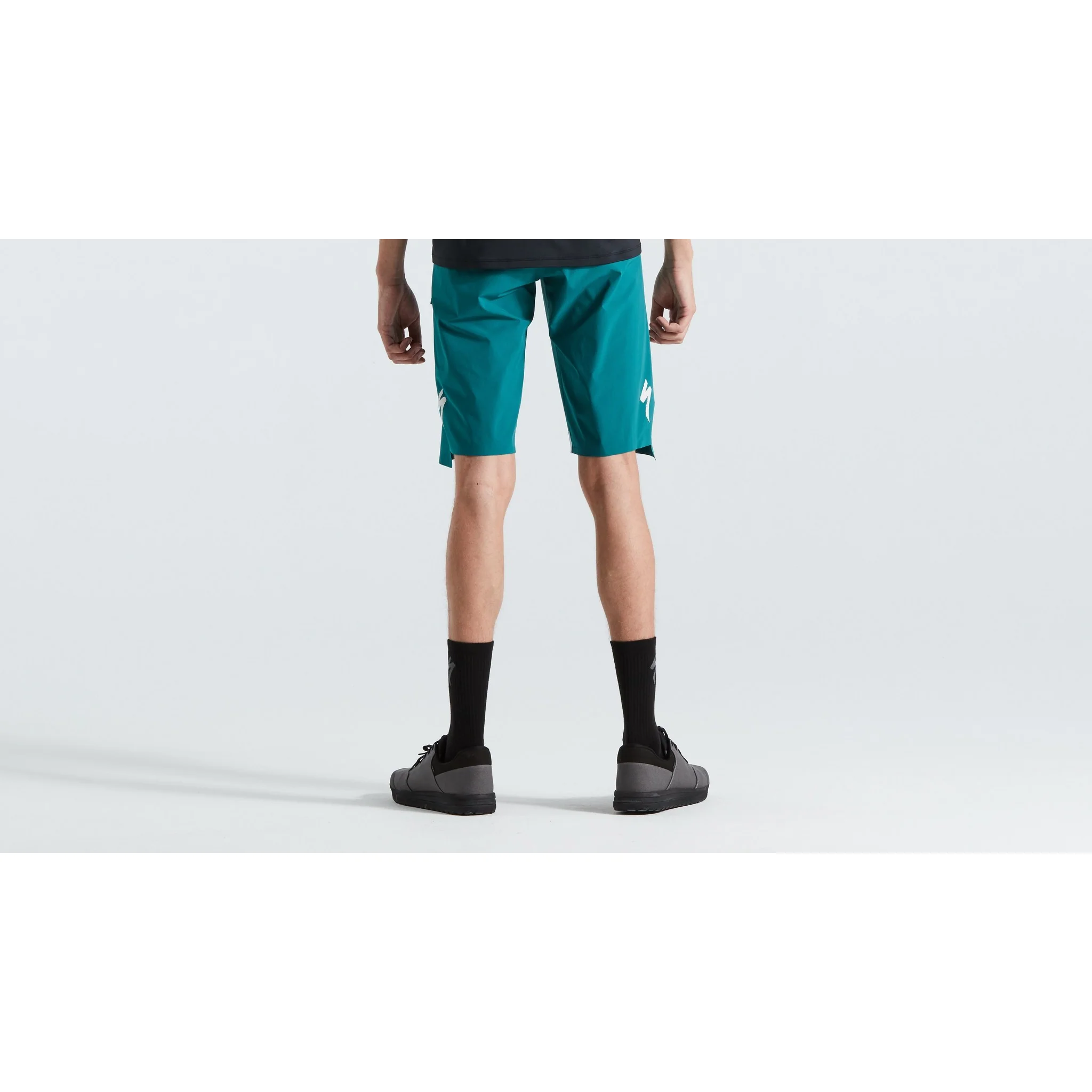 Men's Trail Air Shorts - Image 35