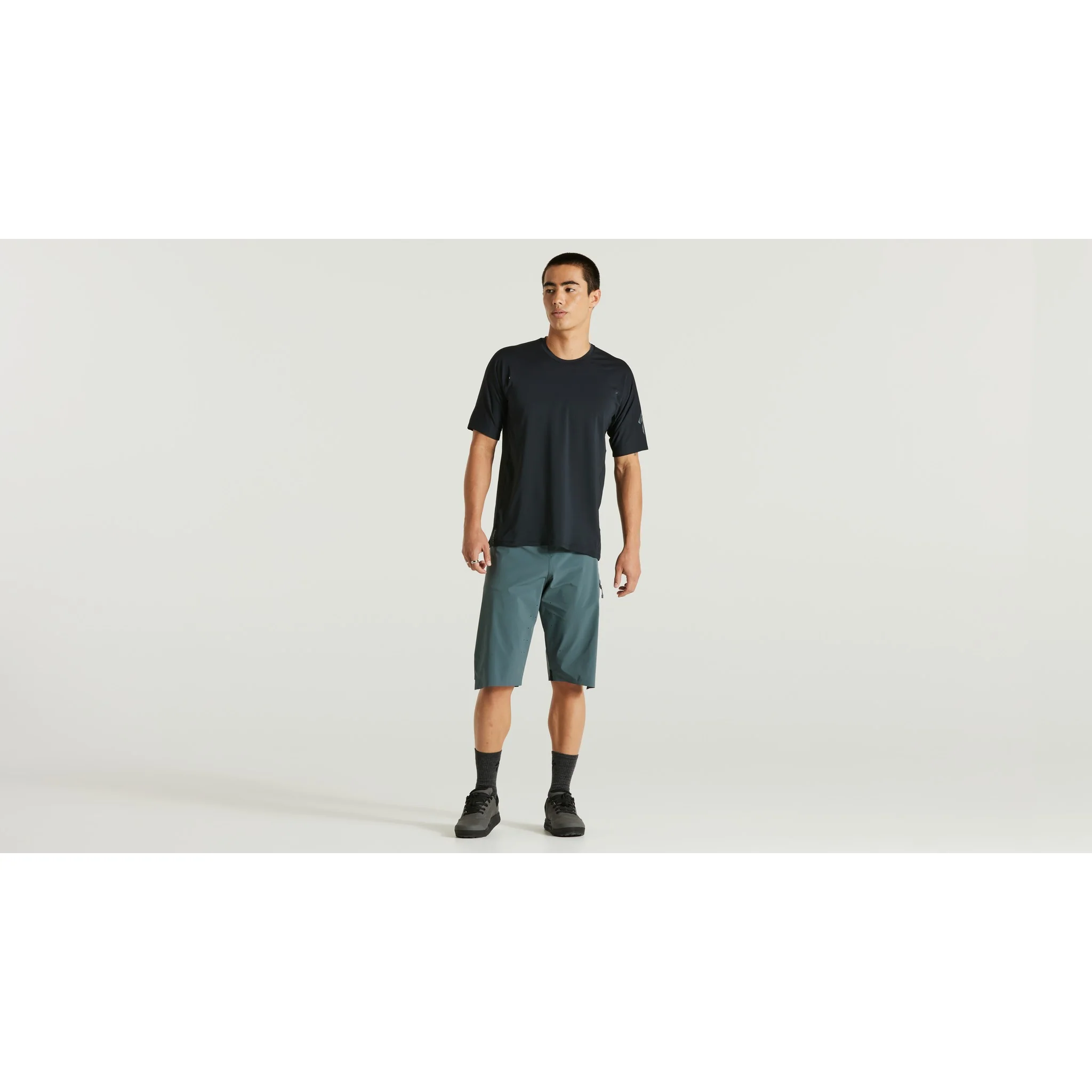 Men's Trail Air Shorts - Image 7