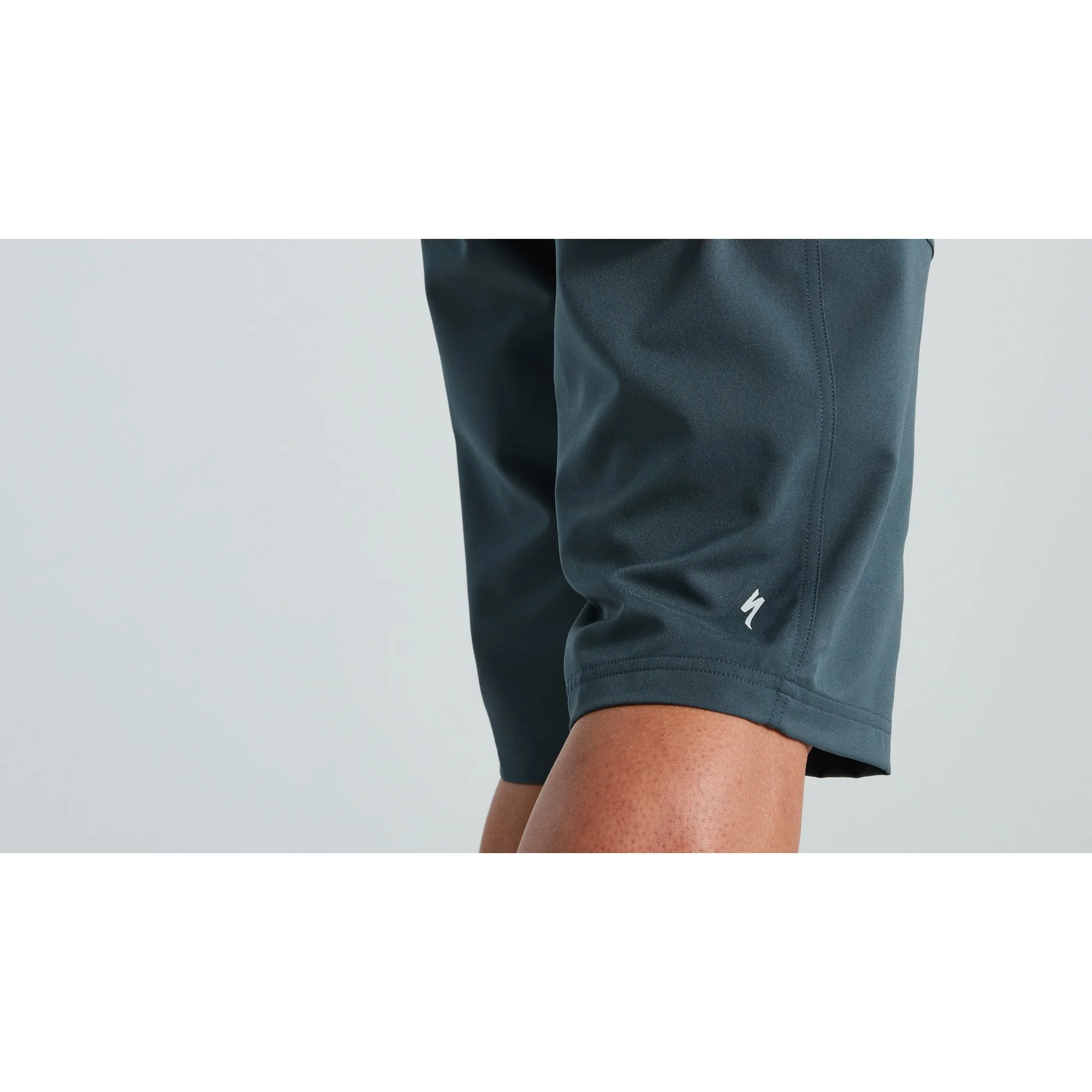 Men's Trail Shorts with Liner - Image 13