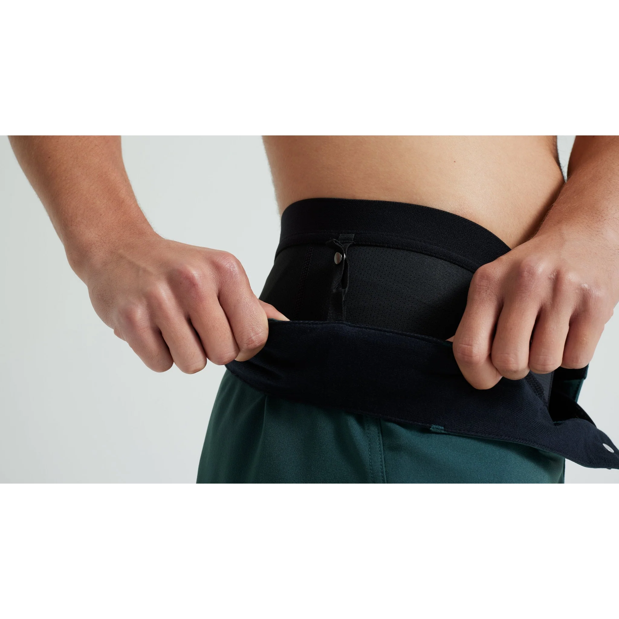 Men's Trail Shorts with Liner - Image 36