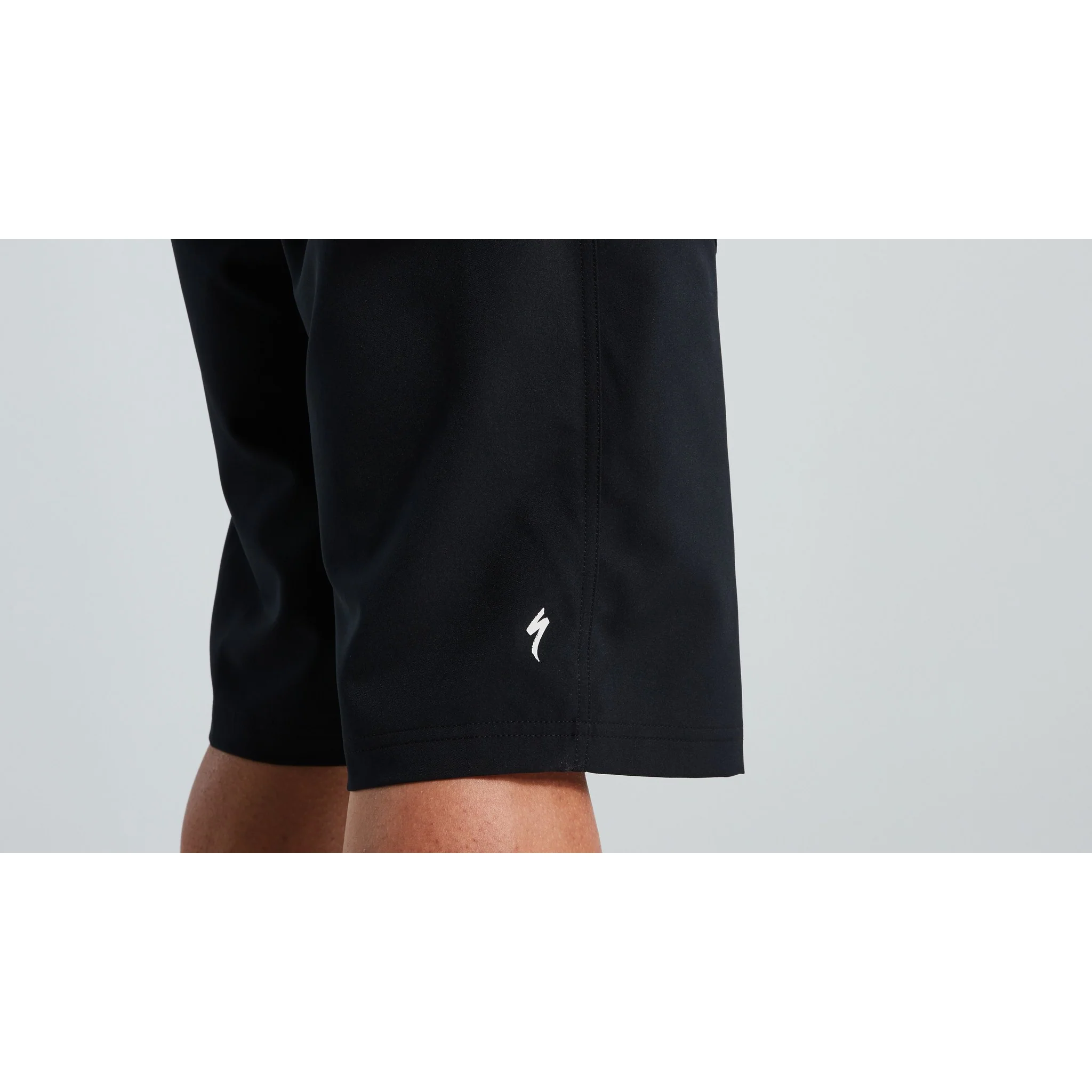 Men's Trail Shorts with Liner - Image 5