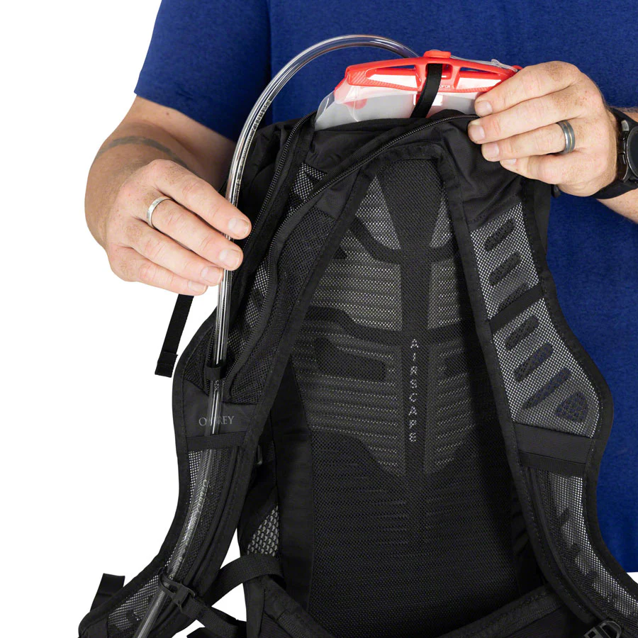 Raptor Hydration Pack - Image 26