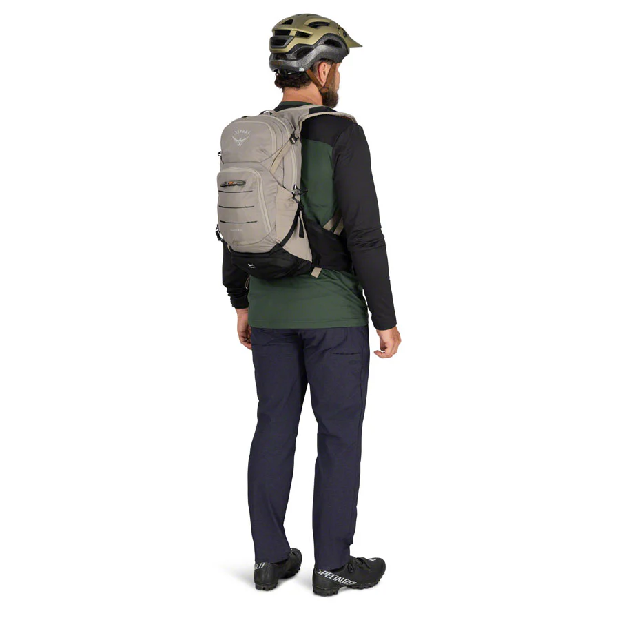 Raptor Hydration Pack - Image 39