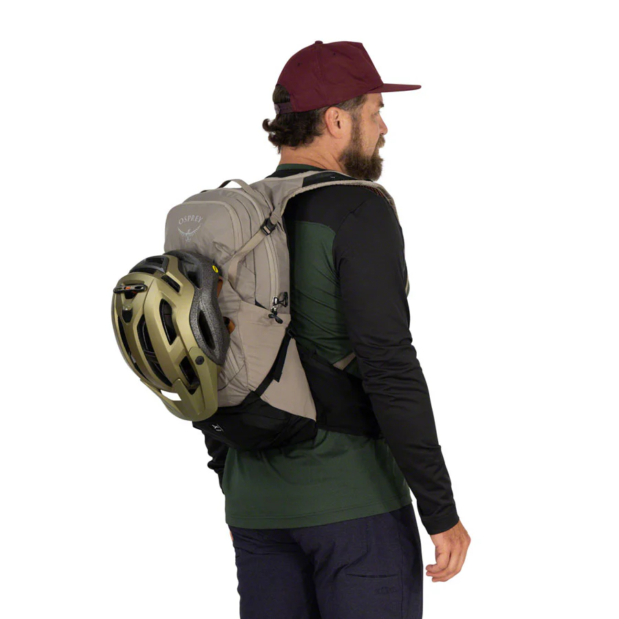 Raptor Hydration Pack - Image 41