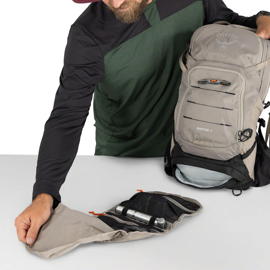 Raptor Hydration Pack - Image 44