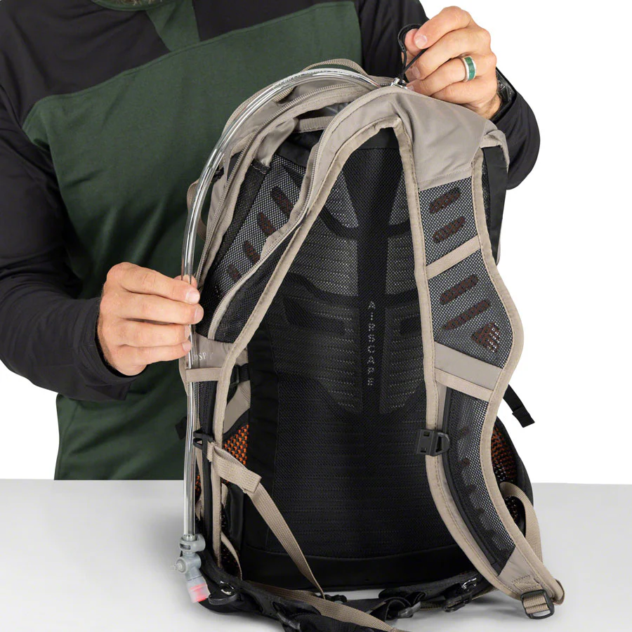 Raptor Hydration Pack - Image 47