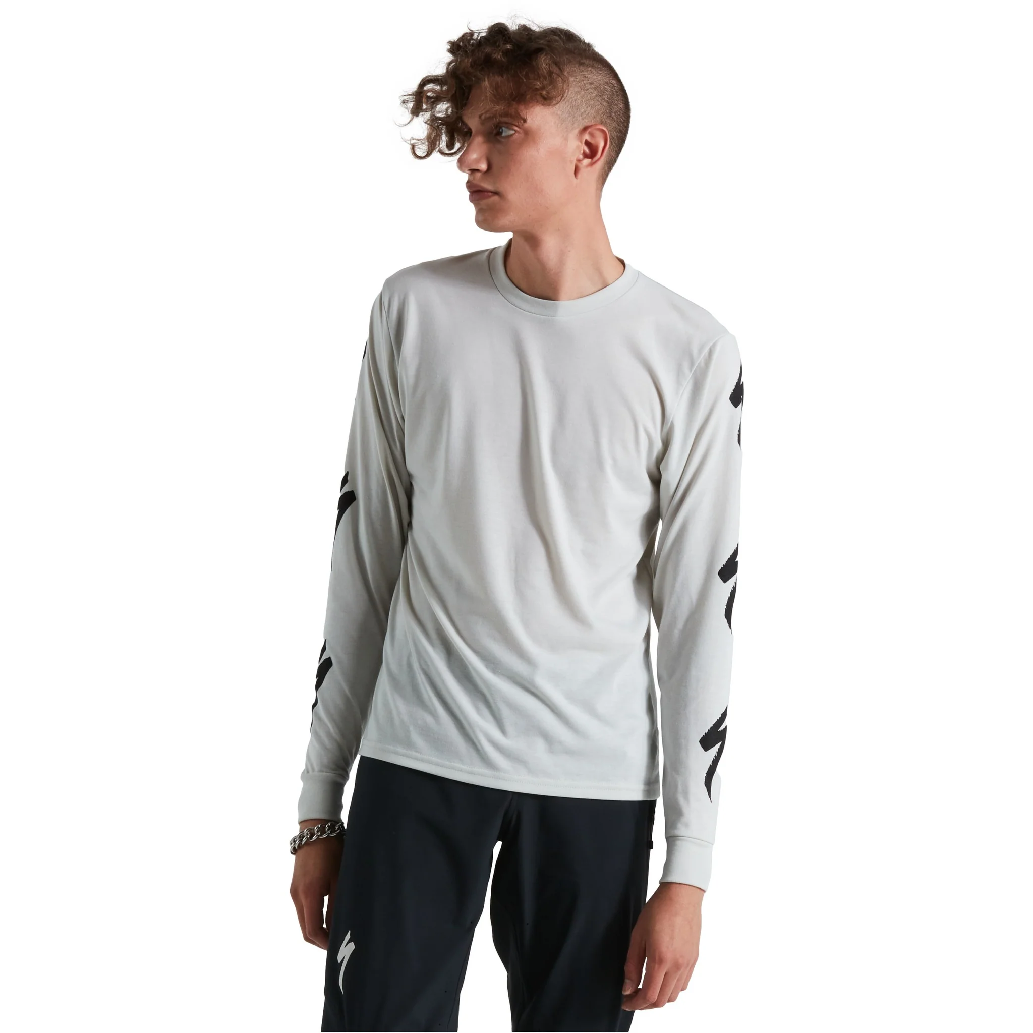 Reign Long Sleeve T-Shirt - Image 23