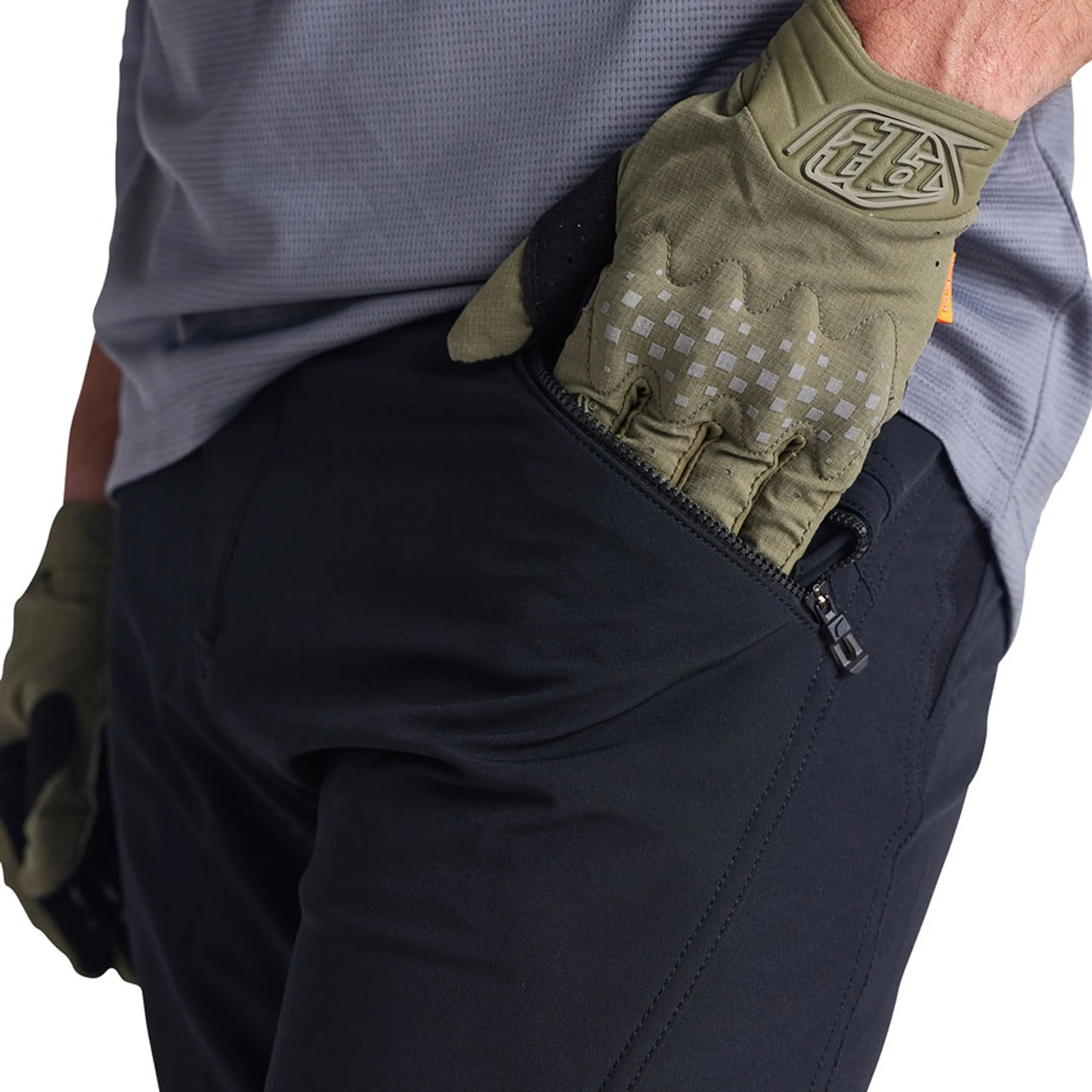 Ruckus Shorts Shell - Image 3