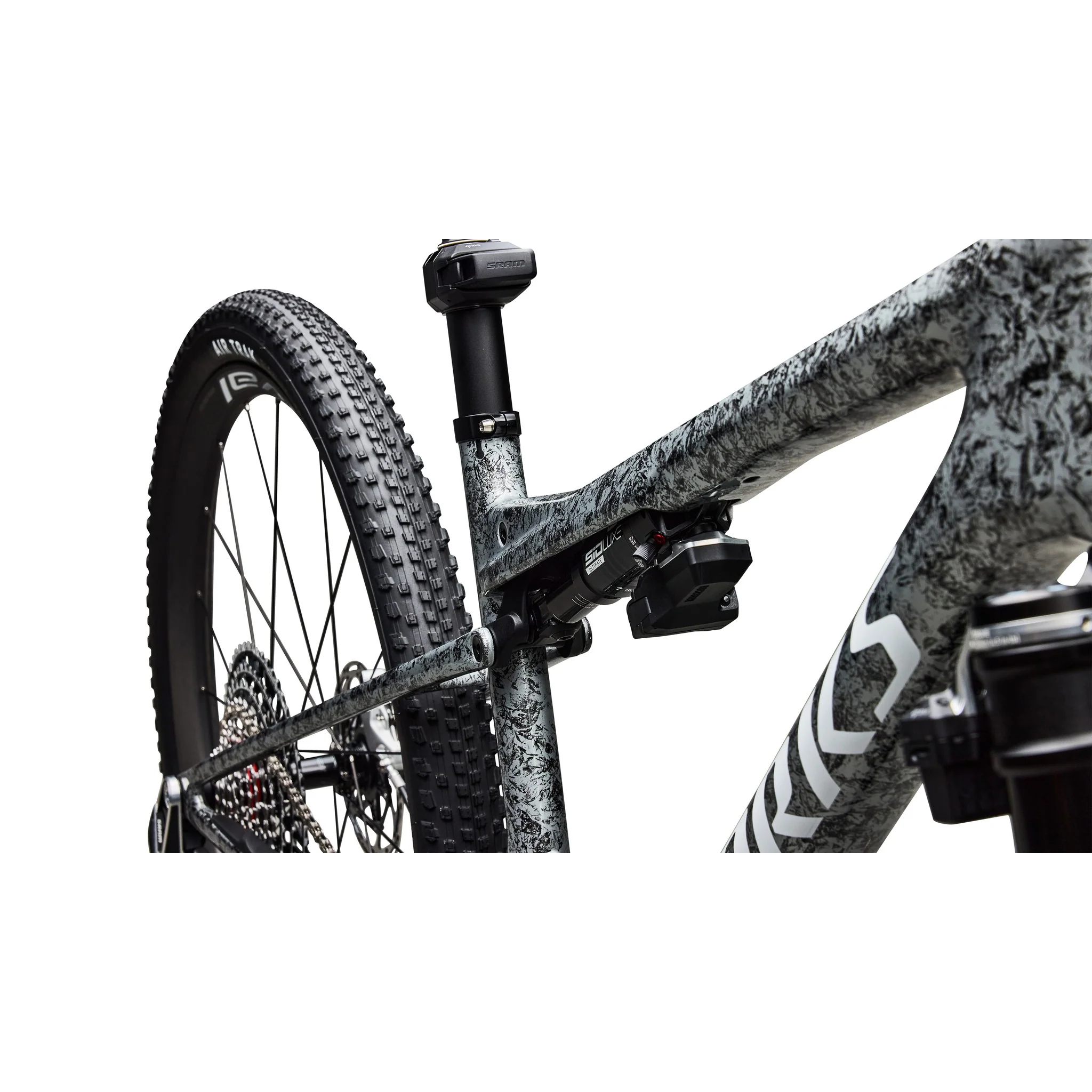 2027 S-Works Epic 9 - Image 14