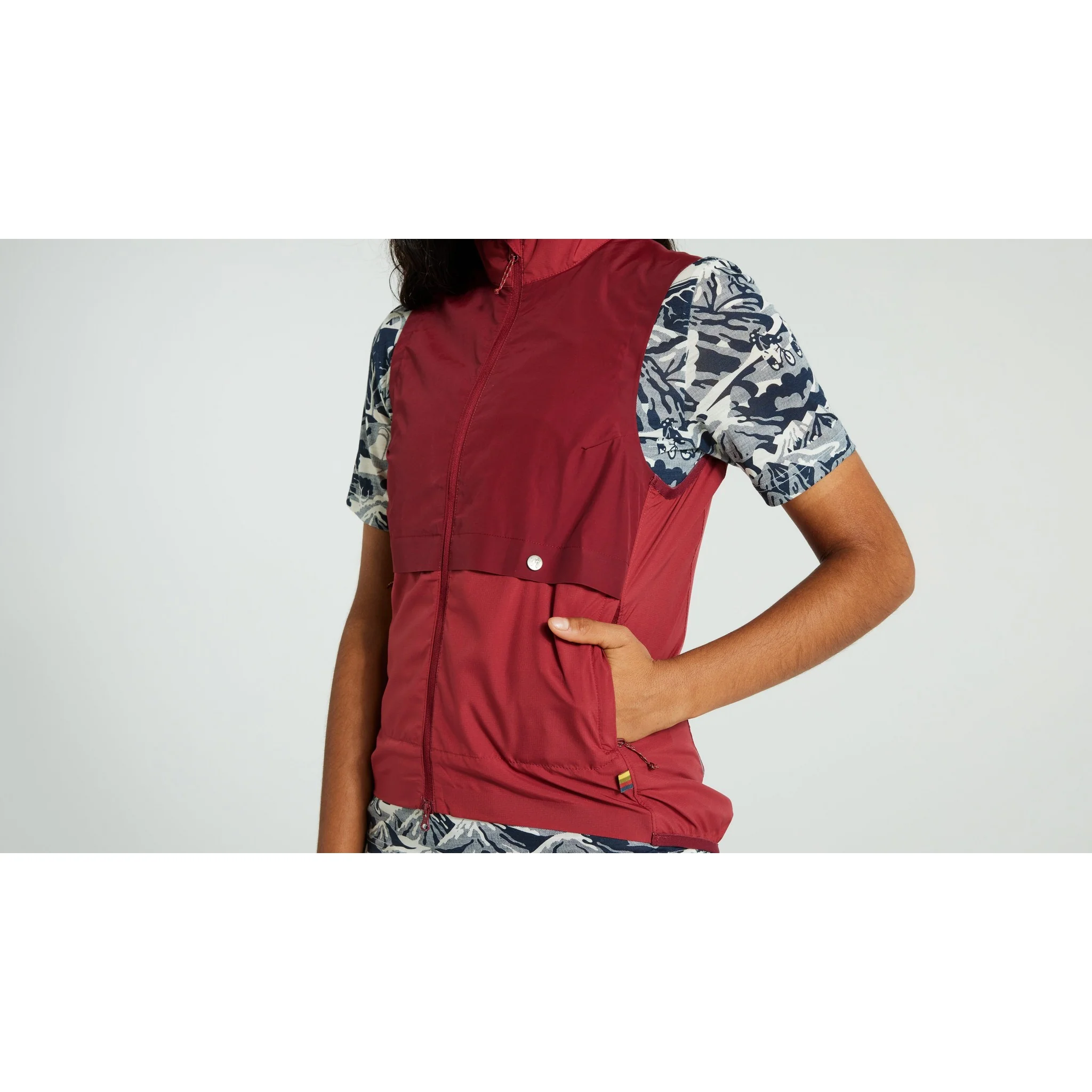 Women's Specialized/Fjällräven Adventure Vest - Image 20