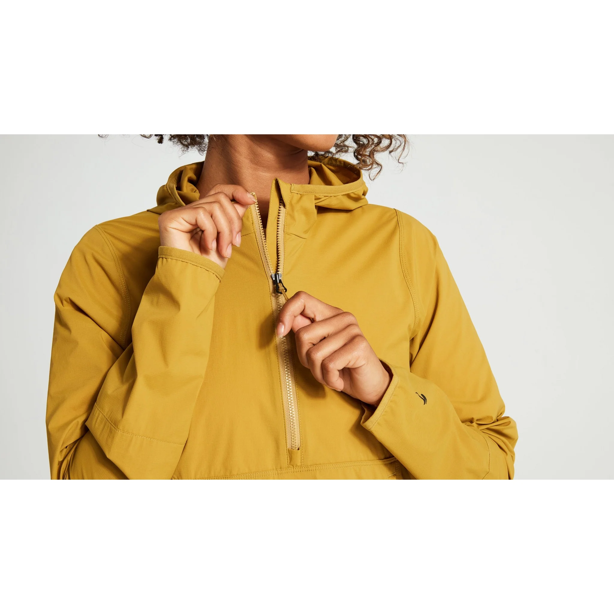 Women's Trail Wind Jacket - Image 20